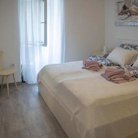 Apartment Montona Pula Extérieur photo