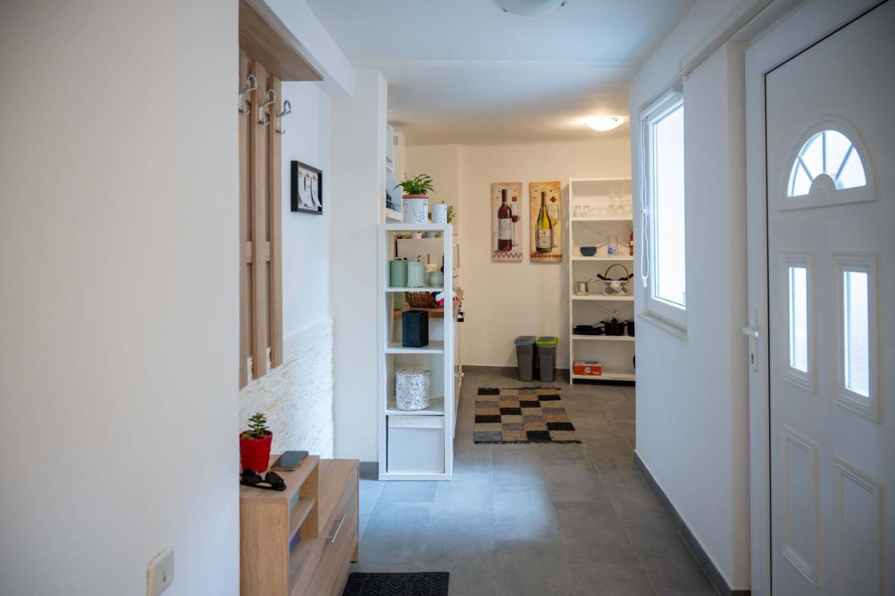 Apartment Montona Pula Extérieur photo